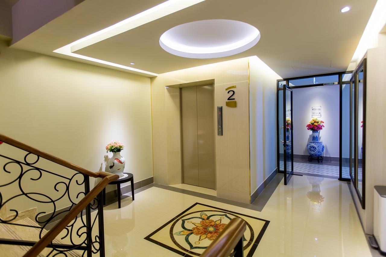 รุ่งอรุณโฮเทล โดย เลอสิริ Hotel เชียงใหม่ ภายนอก รูปภาพ
