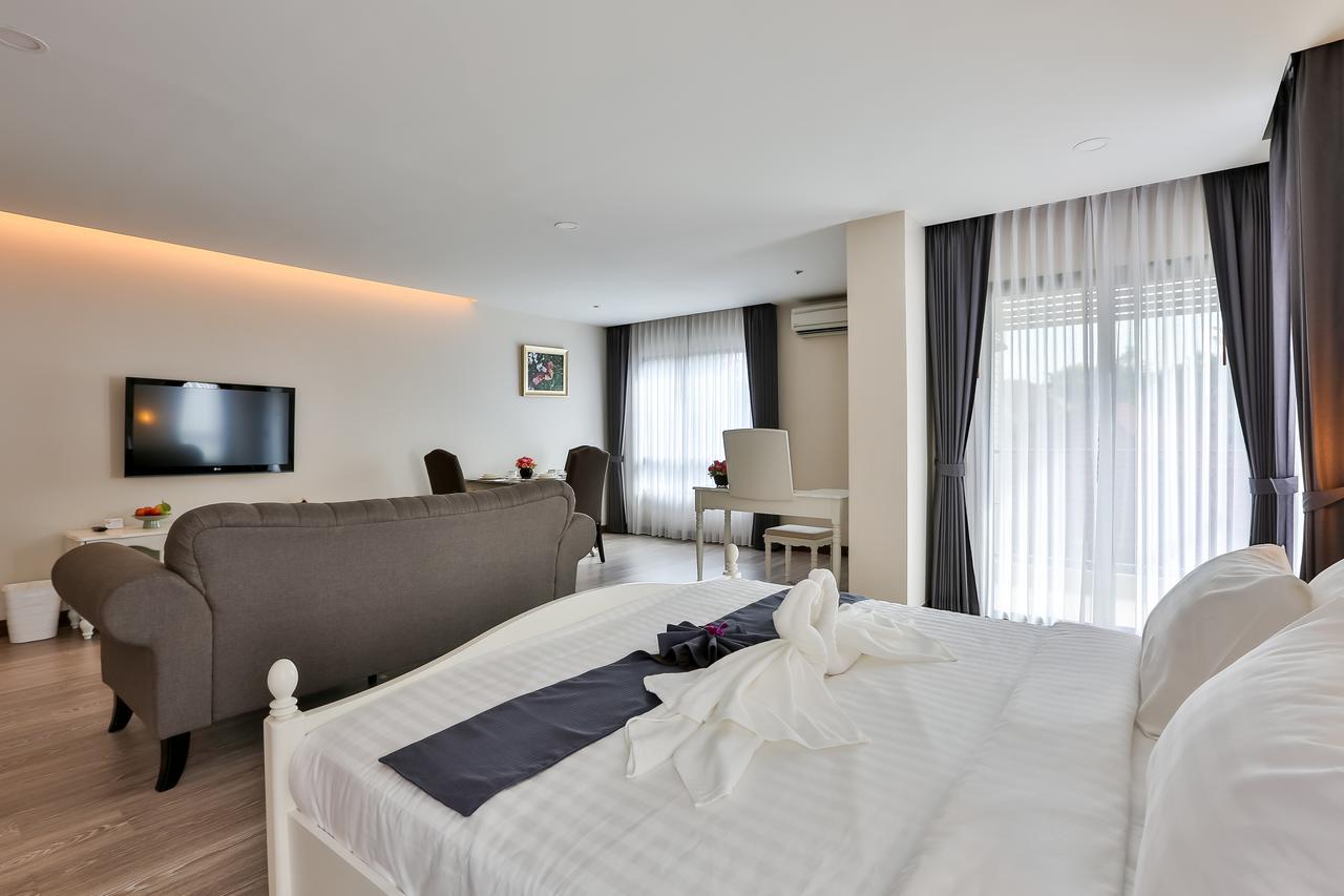 รุ่งอรุณโฮเทล โดย เลอสิริ Hotel เชียงใหม่ ภายนอก รูปภาพ
